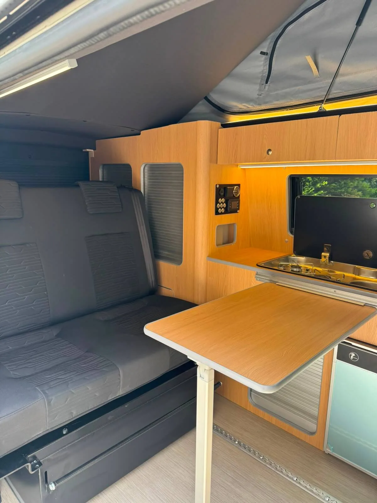 Transporter T5 Karavan Dönüşüm Paketi California Standart Paket - Görsel 2