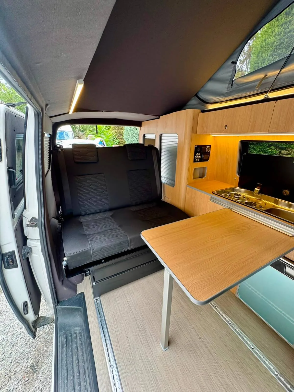 Transporter Karavan Dönüşümü